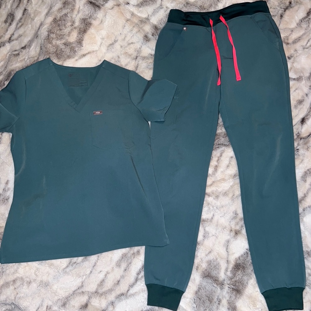 LIMITED EDITION FIGS SCRUBS HYDROGREEN